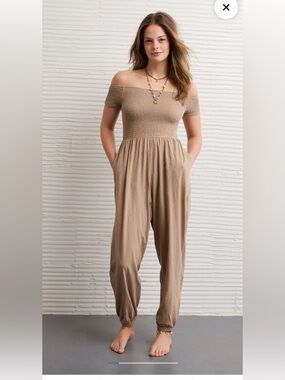 NWT AE Sunchaser Off-Shoulder Smocked Jumpsuit in Taupe